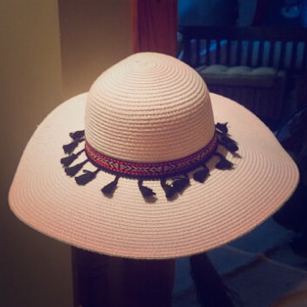 Magid White Sunhat!